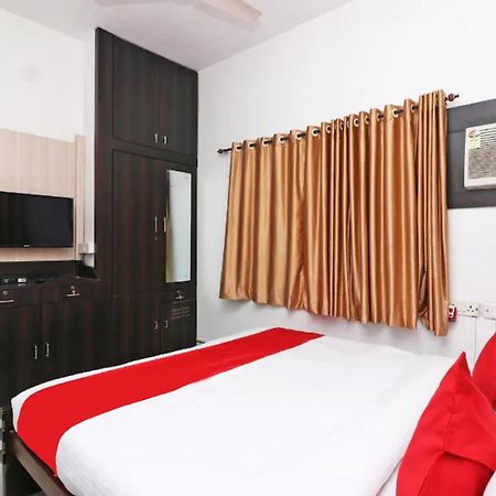 Goroomgo Hotel Manurama Ruby Колката Екстериор снимка