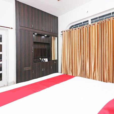 Goroomgo Hotel Manurama Ruby Колката Екстериор снимка