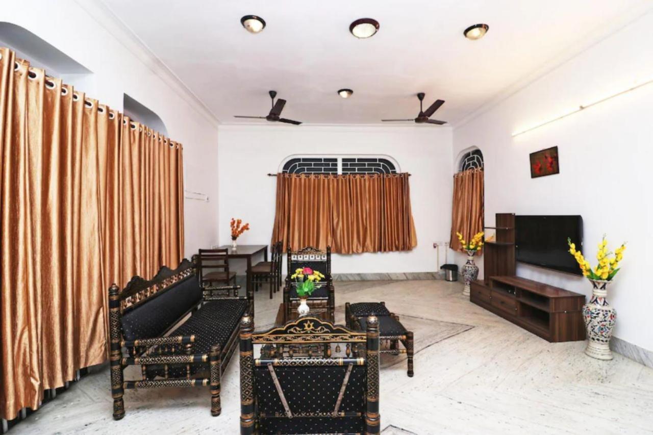Goroomgo Hotel Manurama Ruby Колката Екстериор снимка